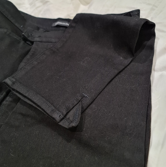 BCBG MAX AZRIA BLACK JEANS 29 - Picture 3 of 5
